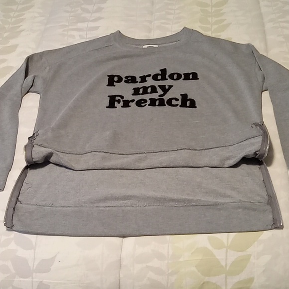 Old Navy Graphic Sweatshirt sz Medium - Picture 3 of 8